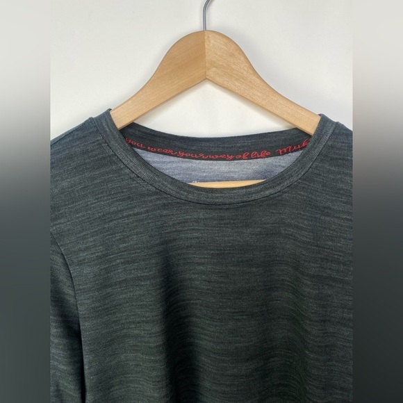 MUK LUKS butter knit cozy pajama top ruched sleeve and‎ butter knit fabric - Picture 3 of 6